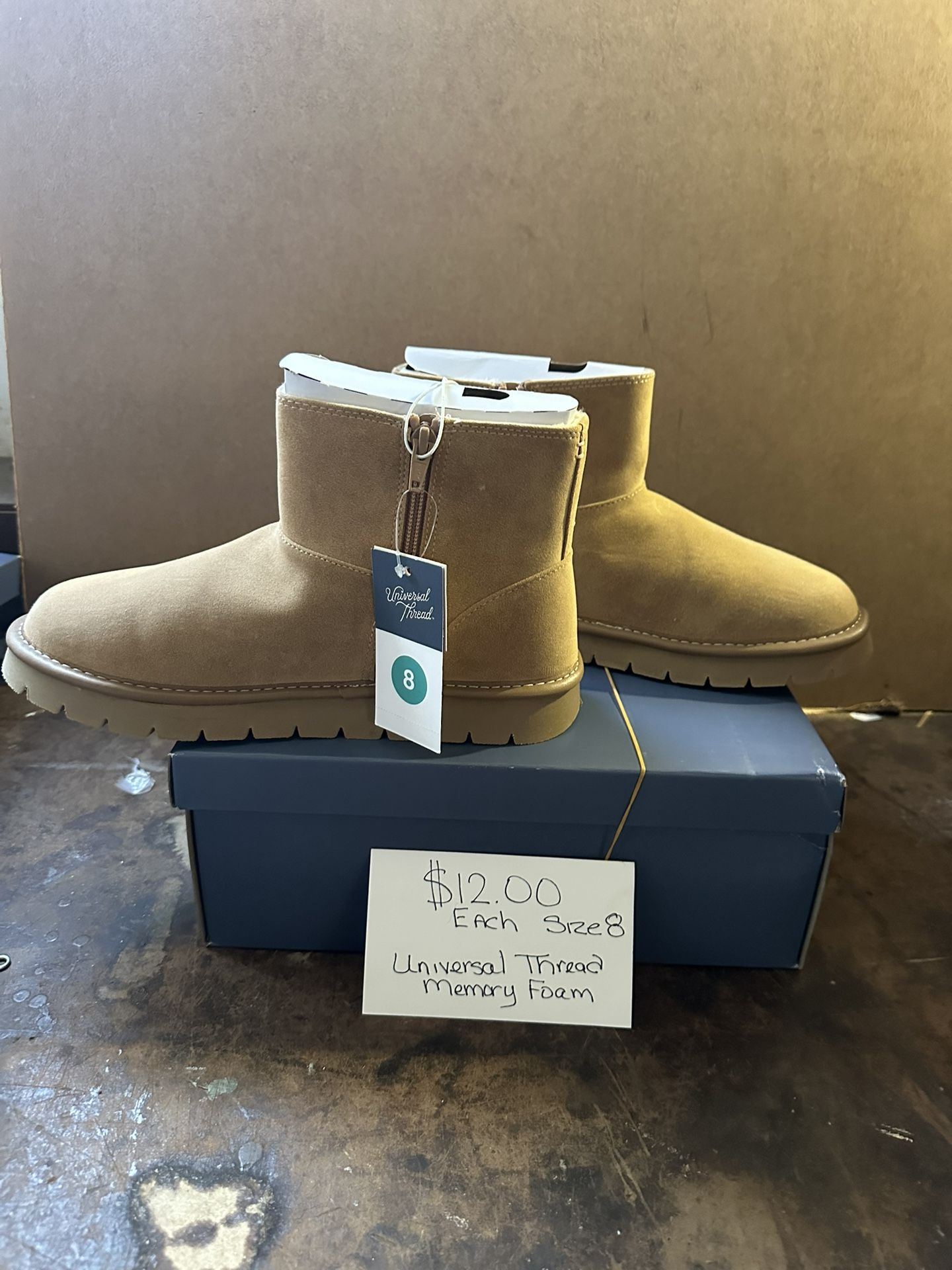 Universal Thread Memory Foam Woman’s Boots