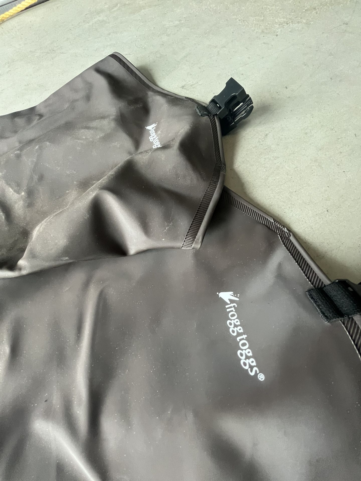 10.5 Frog Togg Hip Waders