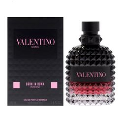 Valentino Born in Roma Cologne