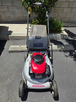 Honda mower