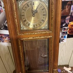 vintage-style D&A Pendulum Wall Cloc