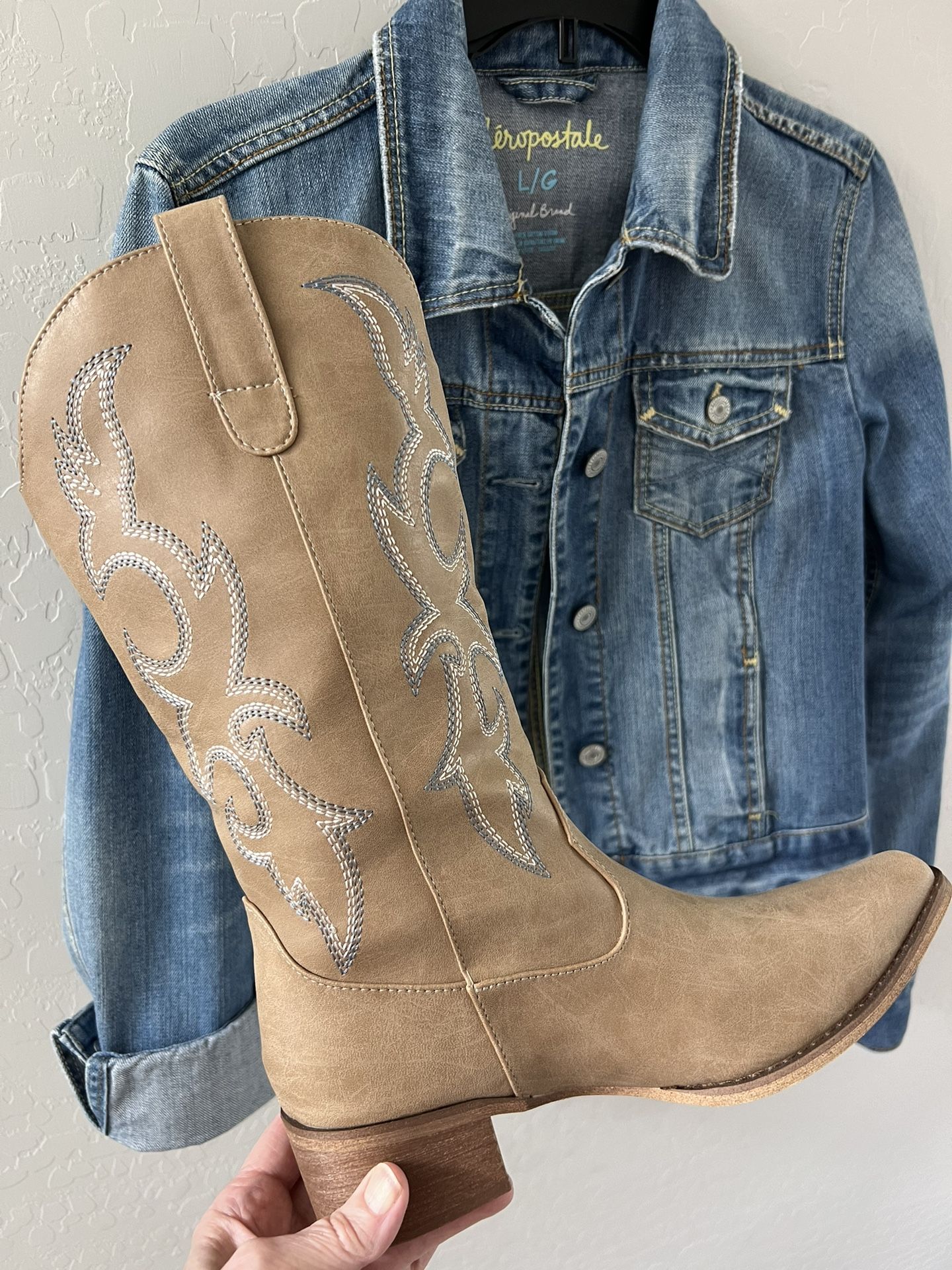 Aeropostale Denim Jacket And Matching New Cowboy Boots 