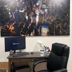 Desk , Office chair , Wall Paint 