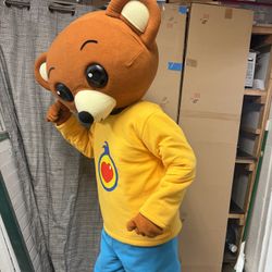 Bam-Inspired Bear Mascot Costume – Adult Full Body Cartoon Bear Outfit with Foam Head, Suit, Gloves & Shoe Covers – Lightweight Character Costume