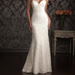 ALLURE Bridals Full Ivory Lace Mermaid Fit Wedding Gown US XS. 