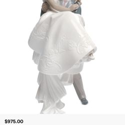 Never Displayed Lladro - The Happiest day