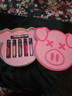 Jeffrey Star lipstick set