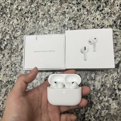 Lightly Used Air pod Pro 3