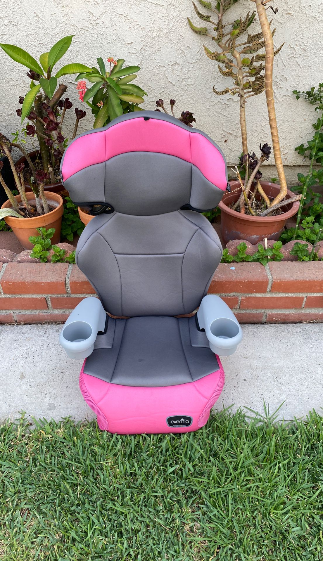 Car seat for sale brand even close