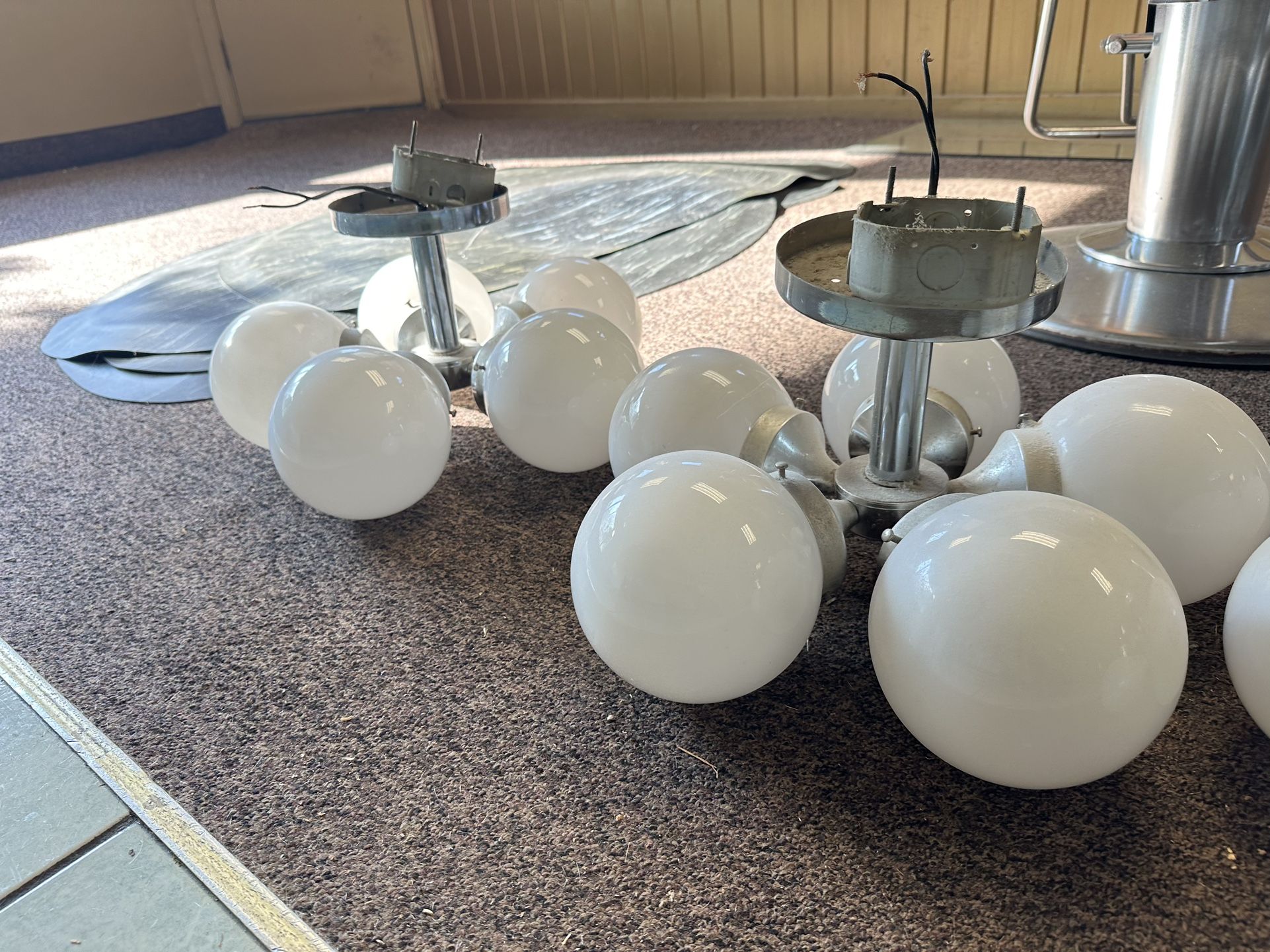 Light Fixtures