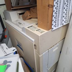 ***FREE*** GRATIS*** Large Format Laser Printer