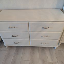 IKEA TYSSEDAL chest of 6 drawers (3 available)