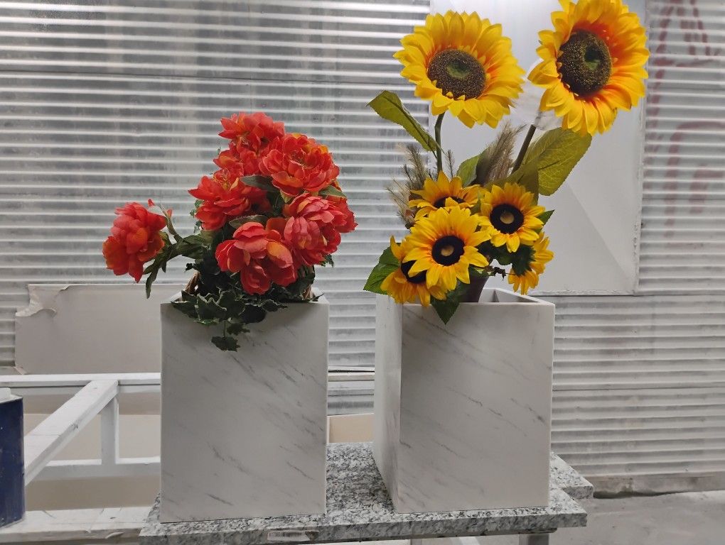 2 Custom made quartz flower pots