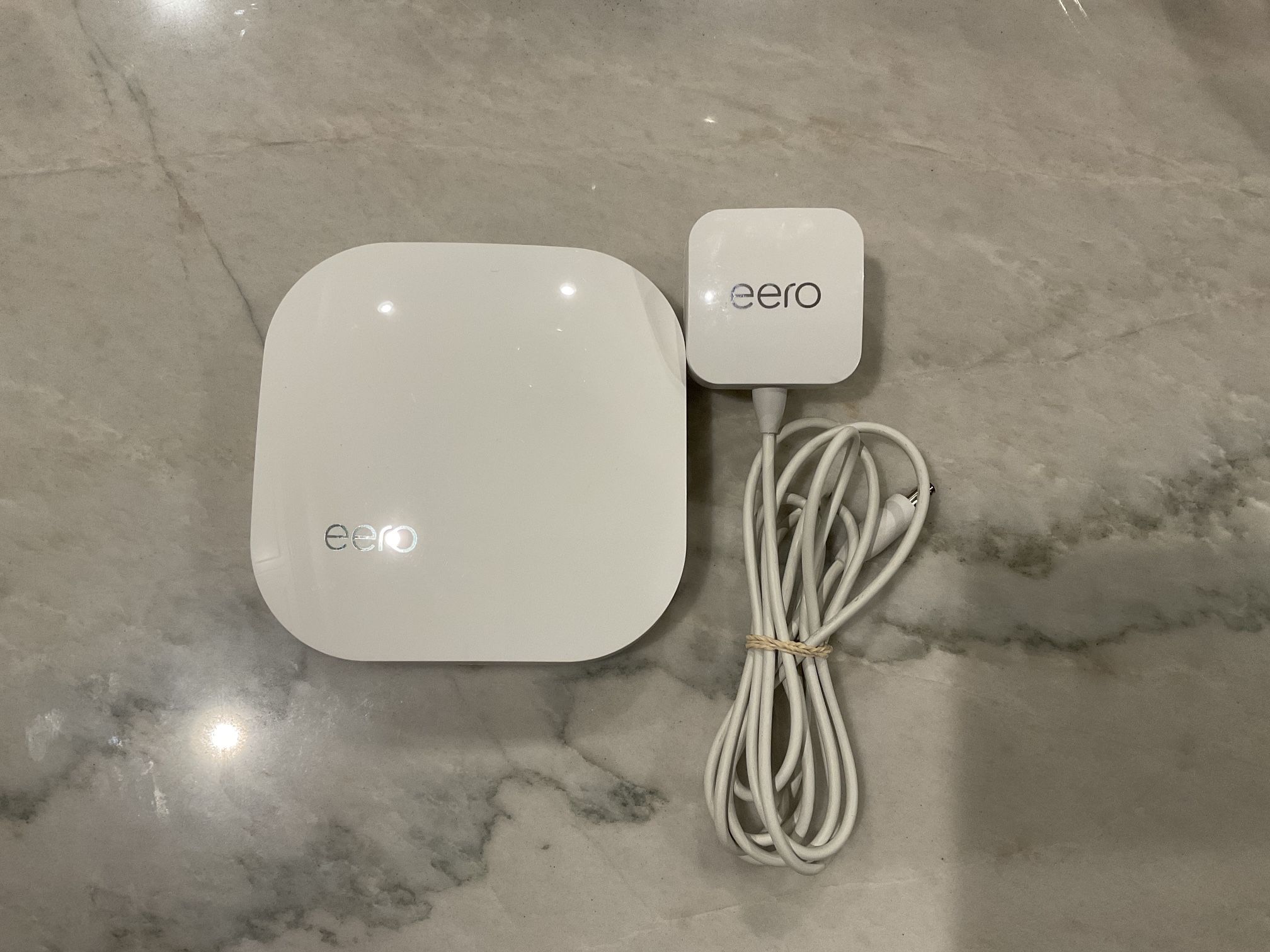 Eero WiFi Router Extender Dual-Band Mesh System Model A010001 W AC Adapter