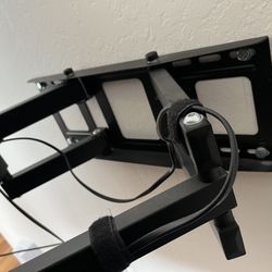 Wall Mount For 47-84” TVs