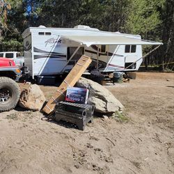 2008 Attitude Toy Hauler