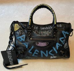 Balenciaga graffiti bag replica outlet