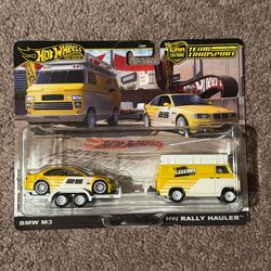 Hot Wheels Premium Team Transport