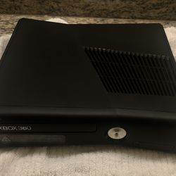 Xbox 360 S and Kinect