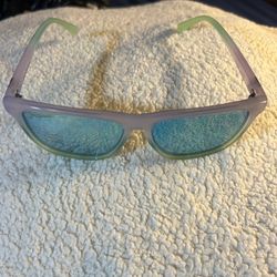 D-44. Knockaround Women’s Sunglasses