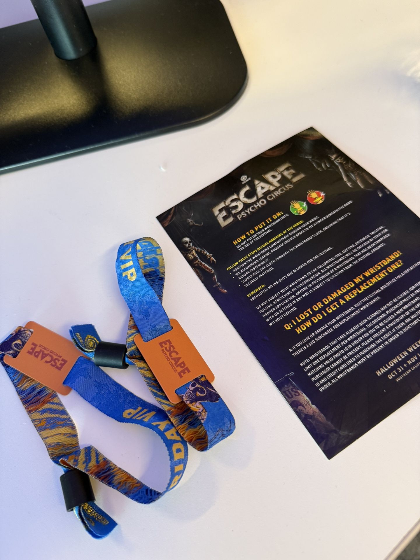 3 FRIDAY VIP ESCAPE HALLOWEEN TICKETS