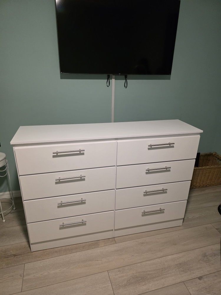 Cómoda Sin Espejo (8 Gavetas)