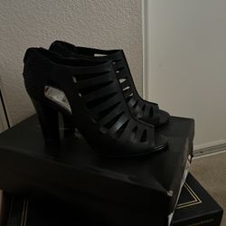Black Heels Size 8