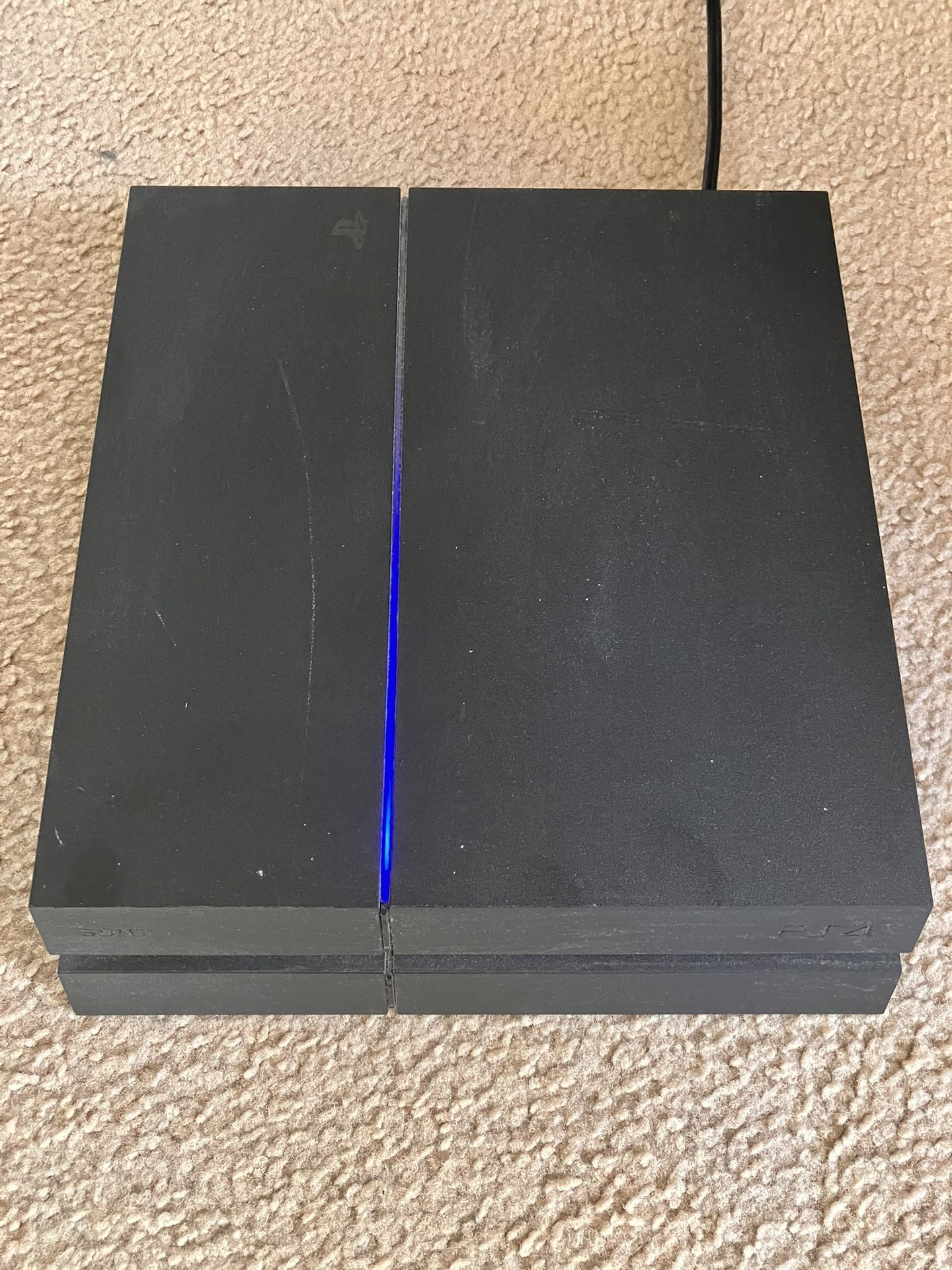 PlayStation 4 With 2 Controllers
