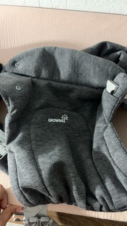Grownsy baby carrier