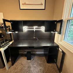 2-Piece Wooden Desk