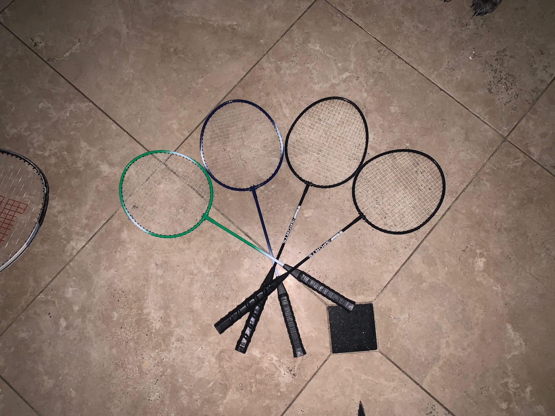 Tennis and birdy rackets (comes with its bag)
