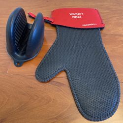 Kitchen Grips silicone chef’s mitt, small & silicone mini oven mitt