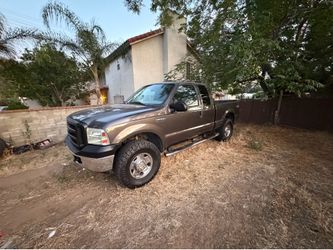 Up for sale 2006 f250 4x4 174000 miles ac/heater just got sm