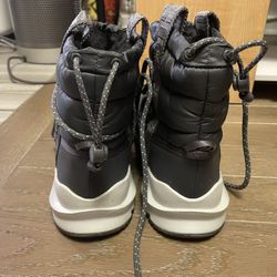 The North Face Women THERMOBALL Lace Up Waterproof Boots