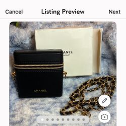 CHANEL Gift W purchase makeup bag W chain & Box