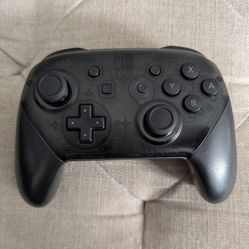 Nintendo Switch Pro Controller