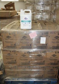  (140 BOTTLES) OF CLOROX HEALTH CARE SPORE DEFENSE CLEANER DISINFECTANT