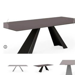 Dinning Table