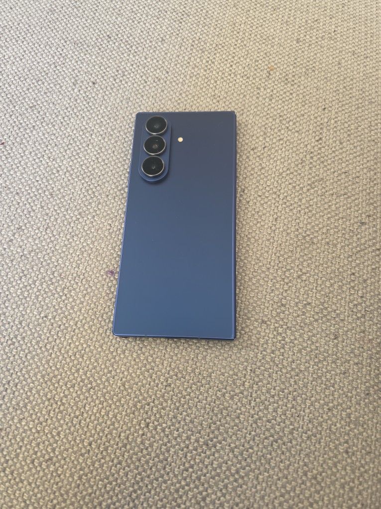 Galaxy Fold 7 UNLOCKED 