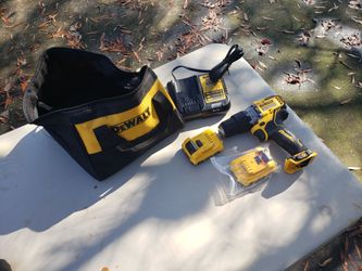 Dewalt Extreme 12 volt Drill kit