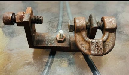 Vintage Cast Iron F&M Beam Clamp 1/2”
