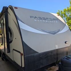 2018 Keystone Passport Ultralight 27 Ft