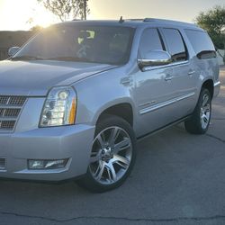 2013 Cadillac Escalade