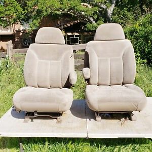 1995 THRU 1999 CHEVY TAHOE OR SUBURBAN  FRONT SEATS AND CONSOLE