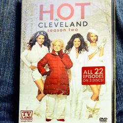 NEW SEALED HOT In Cleveland Complete Season 2 DVD Set HOT IN CLEVELAND