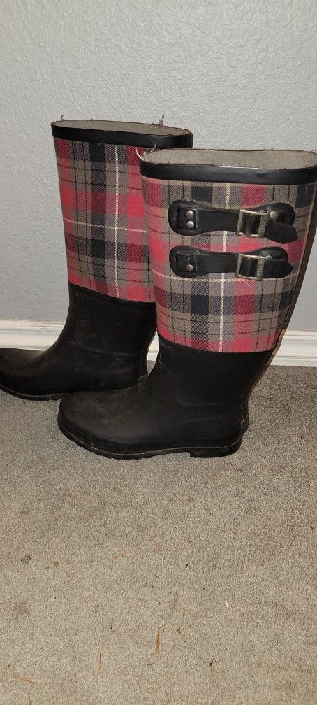 UGG plaid Rainboots