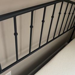 Queen Size Bed Frame Black