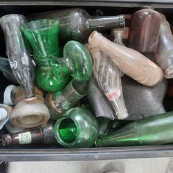 Antique Glass Bottles      Old/Rare