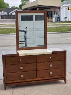 DRESSER WITH MIRROR