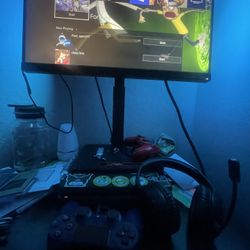 PlayStation 4 With Monitor 2 Controllers And Headset 